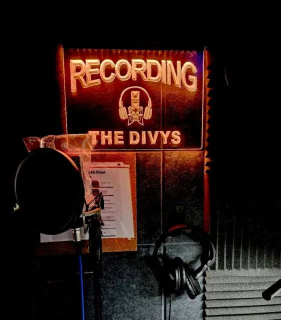 Personalized Recording lit sign photo review